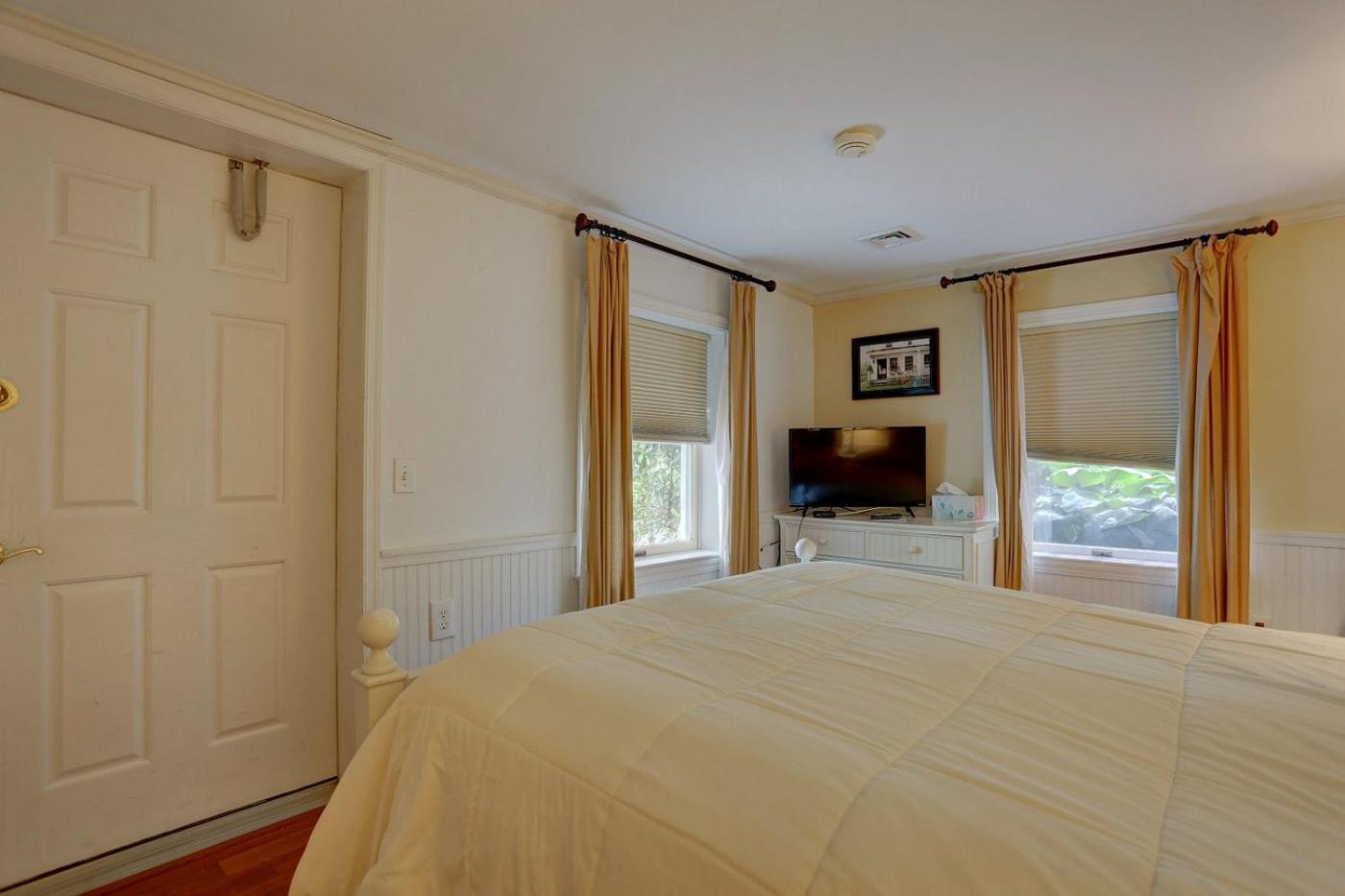 Greystone Manor Bed & Breakfast Bird-in-Hand Exteriör bild
