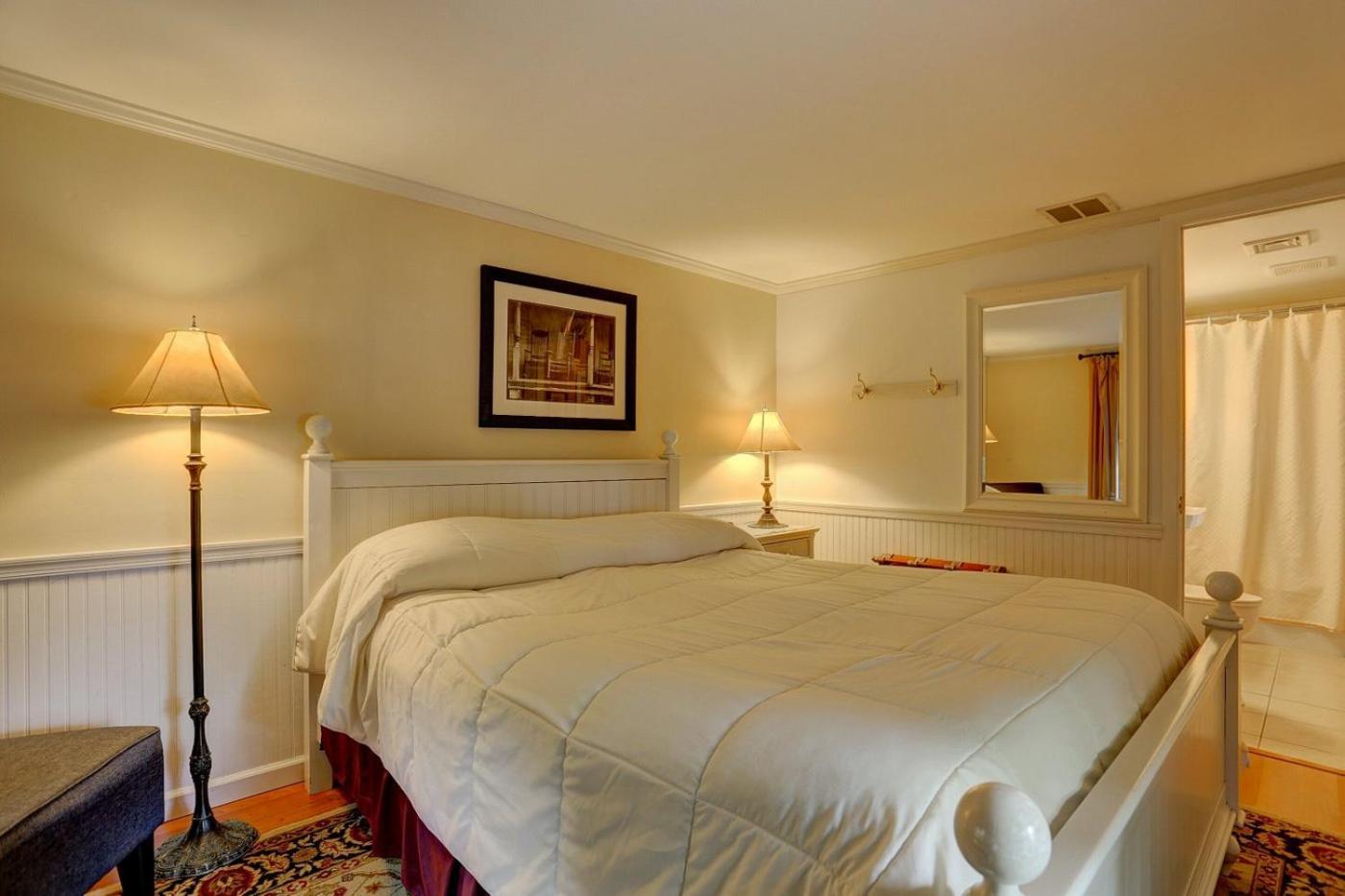 Greystone Manor Bed & Breakfast Bird-in-Hand Exteriör bild