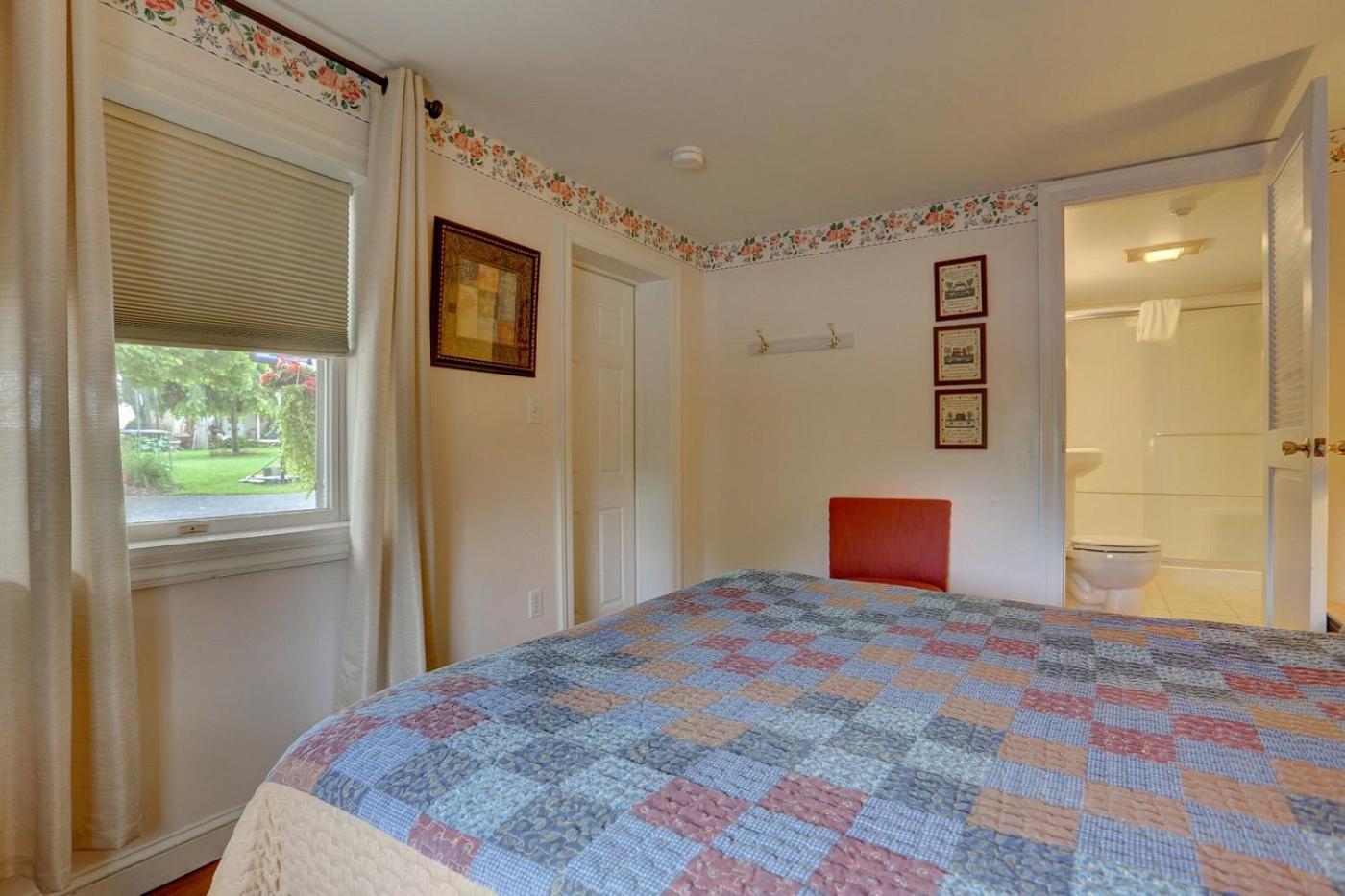 Greystone Manor Bed & Breakfast Bird-in-Hand Exteriör bild