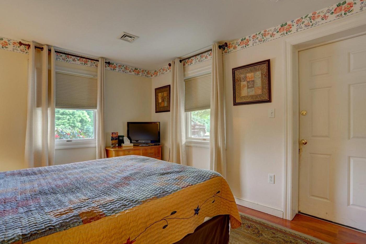 Greystone Manor Bed & Breakfast Bird-in-Hand Exteriör bild