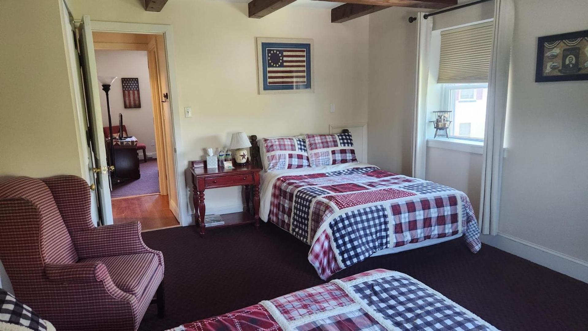 Greystone Manor Bed & Breakfast Bird-in-Hand Exteriör bild