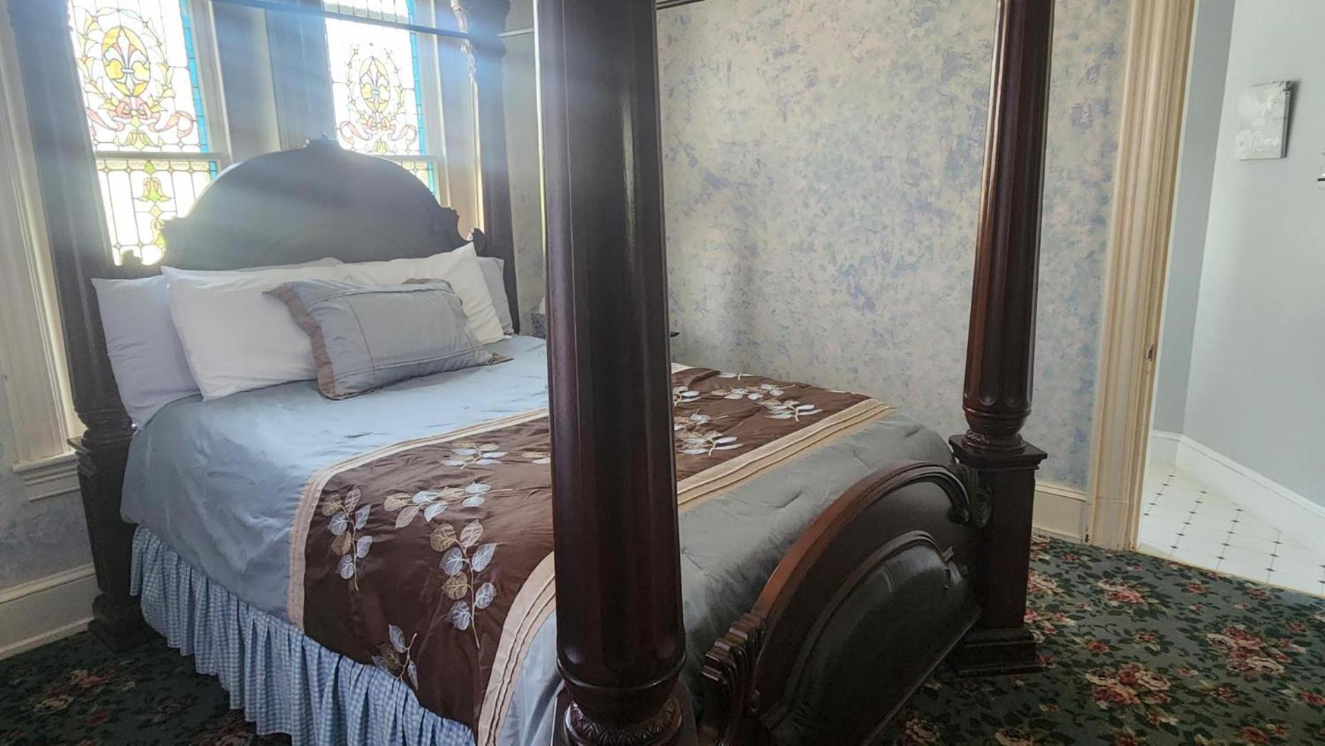 Greystone Manor Bed & Breakfast Bird-in-Hand Exteriör bild