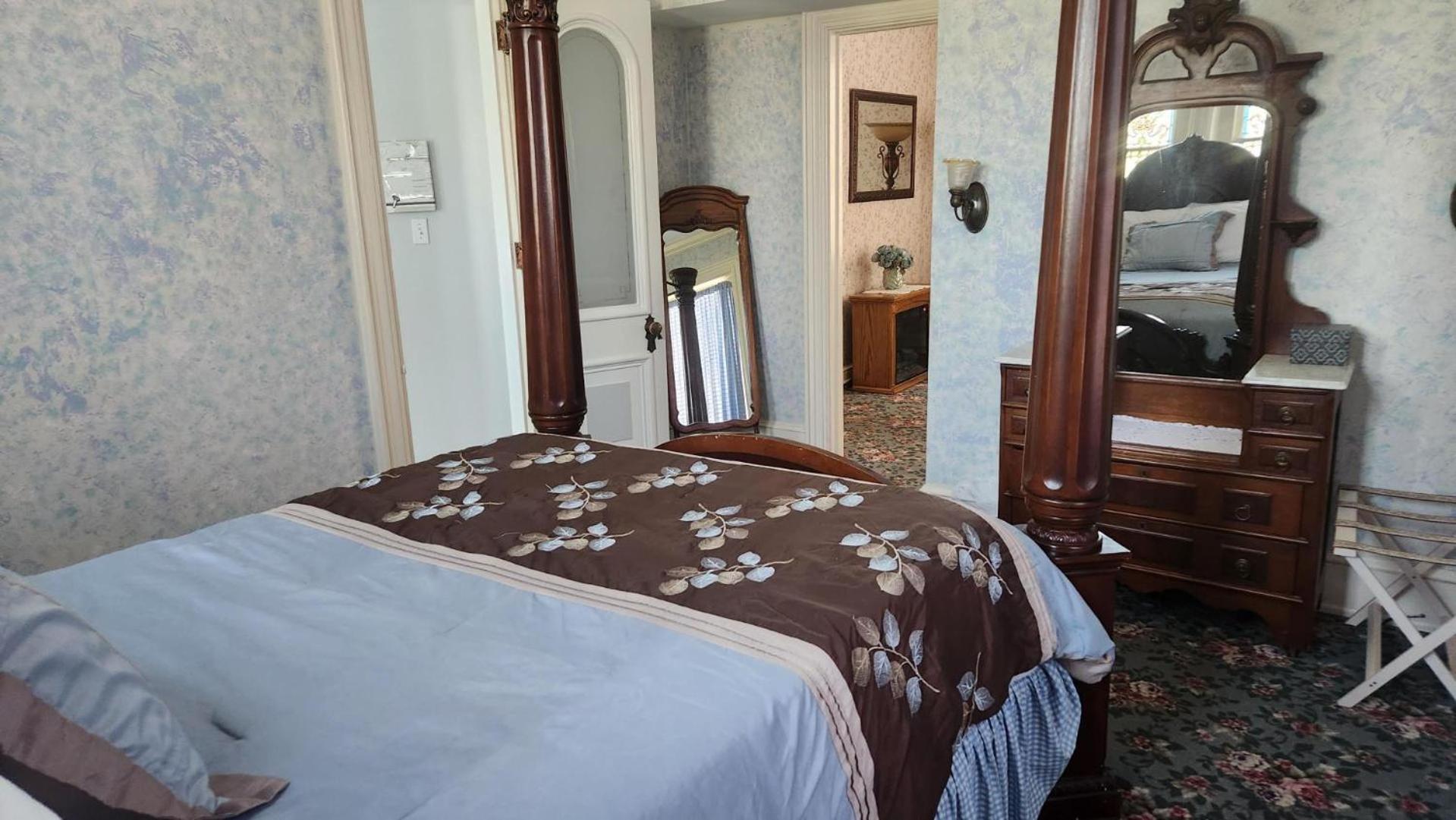 Greystone Manor Bed & Breakfast Bird-in-Hand Exteriör bild
