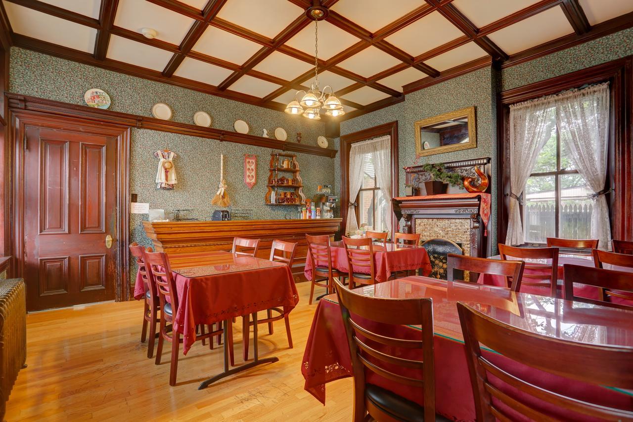 Greystone Manor Bed & Breakfast Bird-in-Hand Exteriör bild